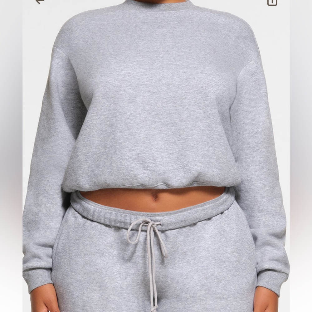 SKIMS COTTON FLEECE CLASSIC CREW NECK SWEATSHIRT